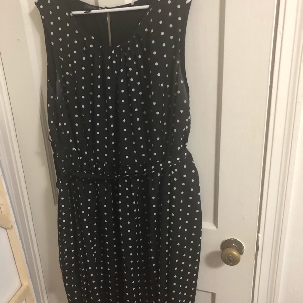 Black polka dot 18w